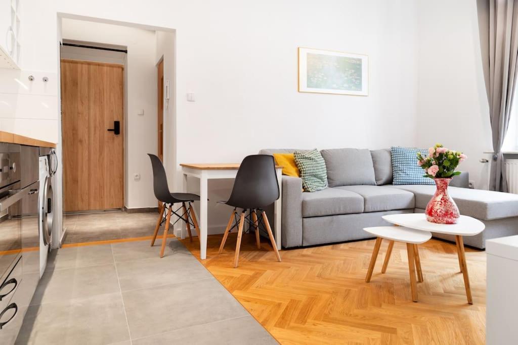 Househost Apt - Krowoderska 55 Krakov Exteriér fotografie